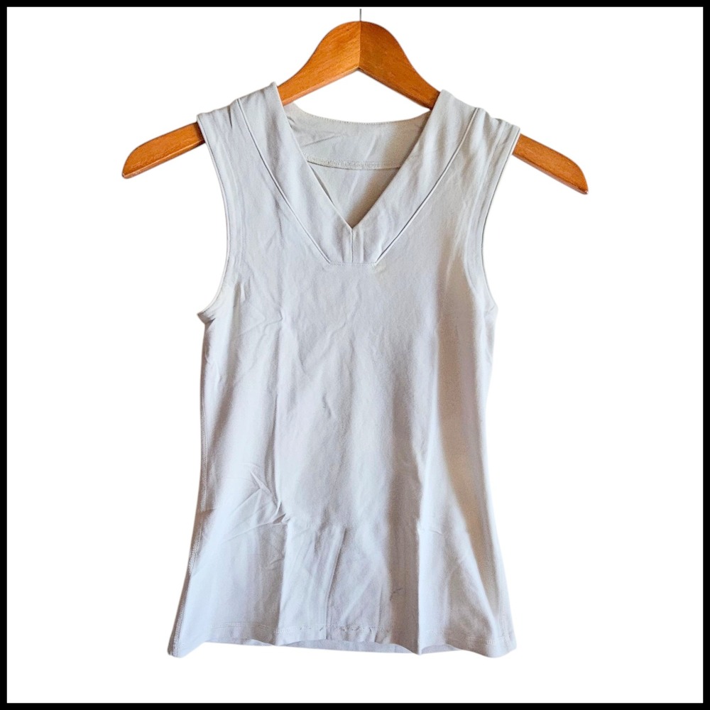 Lululemon Tank Top Sleeveless V-Neck Athletic Casual‎ Activewear White Size 6